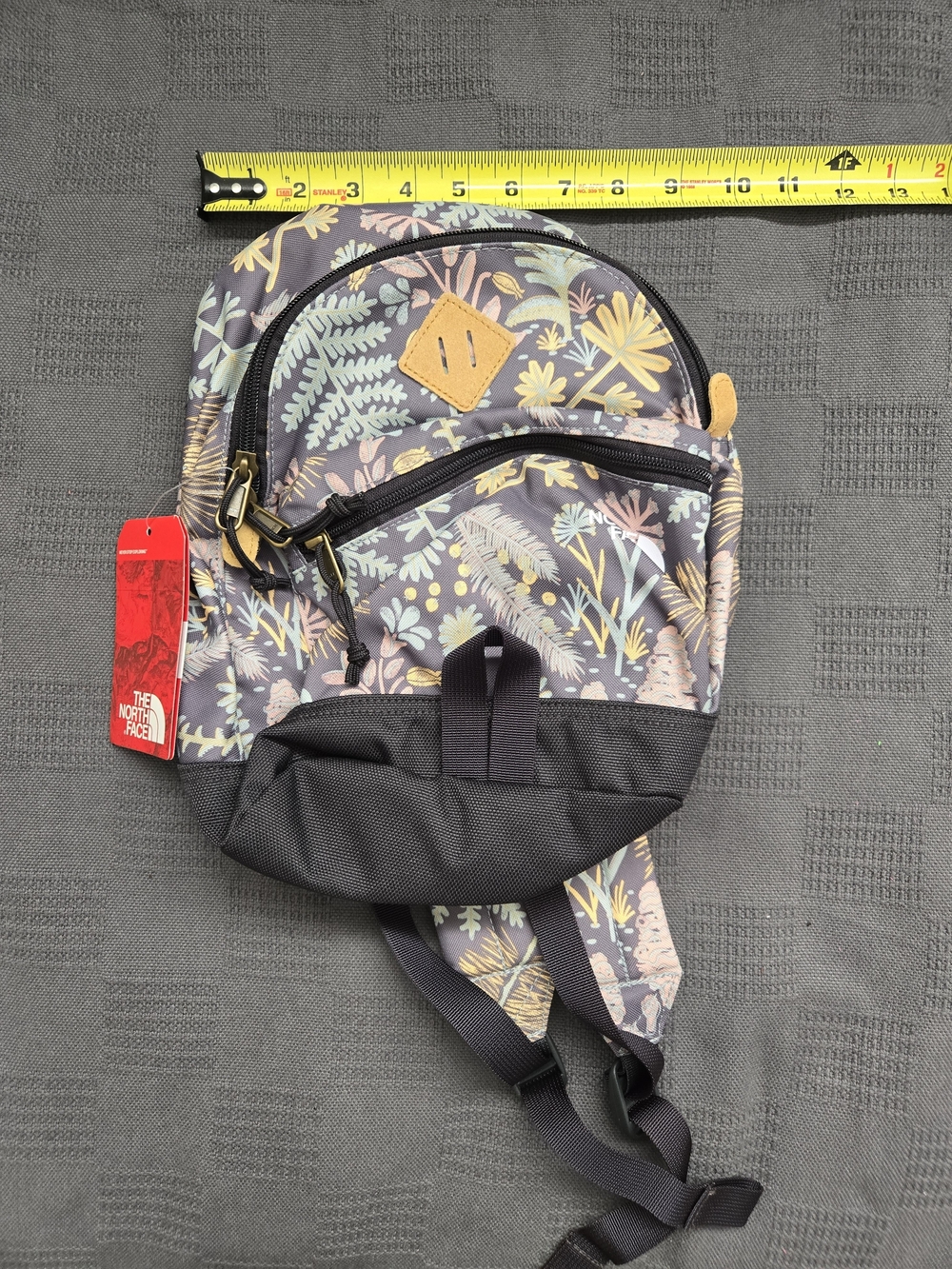 The North Face Floral Mini Mini Berkeley Backpack - Picture 4 of 4